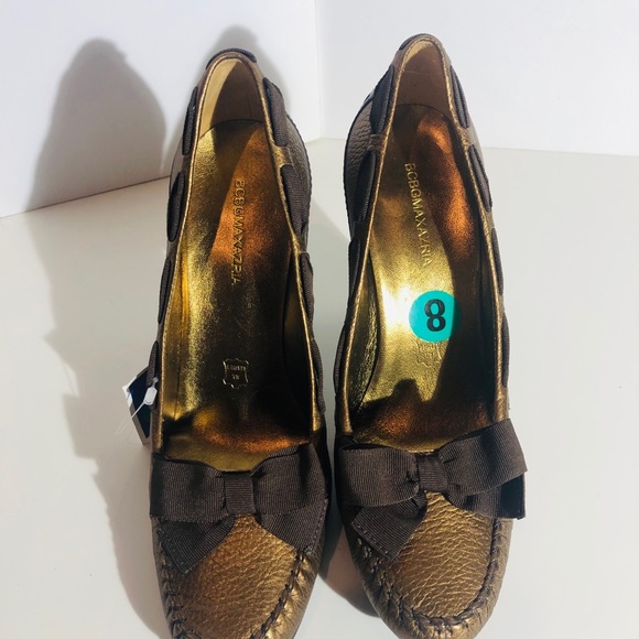 BCBG MAX AZRIA Bronze Metallic Pump, NWT, Sz 8 - Picture 3 of 11